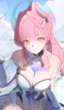 1girl absurdres aemeath_(wuthering_waves) bare_shoulders breasts cleavage closed_mouth commentary highres leotard long_hair looking_at_viewer medium_breasts mihan_(mihan_art) orange_eyes pink_hair ponytail showgirl_skirt skirt solo tacet_mark_(wuthering_waves) white_leotard white_skirt wuthering_waves