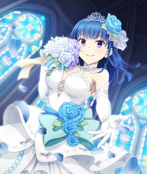 1girl aqua_bow bare_shoulders blue_flower blue_hair blue_petals blue_ribbon blue_rose bouquet bow breasts choker closed_mouth clothing_cutout detached_collar dot_nose dress dress_flower dutch_angle elbow_gloves falling_petals festoon_(necklace) flower from_below game_cg gloves hair_flower hair_ornament hand_up heart heart_choker heart_cutout heart_print holding holding_bouquet indoors jewelry koike_saaya large_bow large_breasts layered_skirt looking_at_viewer medium_hair necklace offering_hand official_art pearl_necklace petals purple_eyes purple_flower reaching reaching_towards_viewer ribbon rose silver_tiara skirt smile solo stained_glass strapless strapless_dress string_of_pearls striped_ribbon third-party_source tiara toji_no_miko toji_no_miko:_kizamishi_issen_no_tomoshibi waist_bow wedding_dress white_dress white_flower white_gloves white_rose white_skirt yellow_ribbon