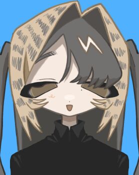 1girl black_shirt blonde_hair blue_background hair_intakes half-closed_eyes highres long_hair momose_kikka open_mouth original portrait raccoon_tails_(hairstyle) shirt solo straight-on striped_hair two_side_up