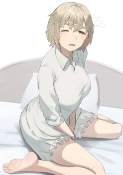 1girl absurdres aoshi_29 barefoot blonde_hair dungeon_meshi falin_touden feet highres light_blush looking_at_viewer medium_hair on_bed one_eye_closed open_mouth sleepy soles toes yellow_eyes