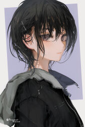 Rule 34 | 1girl, :|, arms at sides, black hair, black jacket, closed mouth, expressionless, from side, hair between eyes, hair ornament, hairpin, highres, hood, hood down, hooded jacket, inaeda kei, jacket, lips, looking at viewer, medium hair, open clothes, open jacket, original, purple background, purple eyes, sidelocks, simple background, solo, twitter username, two-tone background, upper body, white background, zipper