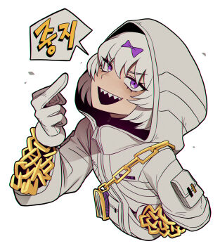 1girl arm_pouch book bow chain commentary_request hair_bow highres hood hood_up hooded_jacket jacket kira_(project_moon) korean_commentary korean_text limbus_company looking_at_viewer middle_finger misg1111 open_mouth project_moon purple_bow purple_eyes smile solo speech_bubble translation_request upper_body white_jacket