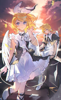 1boy 1girl black_capelet blonde_hair blue_eyes bracelet brother_and_sister capelet closed_mouth double-parted_bangs dress evening feathered_wings hair_between_eyes hand_up highres jewelry kagamine_len kagamine_rin kneehighs looking_at_viewer outdoors parted_bangs parted_lips shirt shoes short_hair siblings sitting sleeveless sleeveless_dress socks standing sunset twins vocaloid white_dress white_shirt white_shoes white_socks white_wings wings zeriko