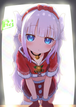 1girl backlighting bell blue_eyes blunt_bangs blush bow choker commentary_request crop_top dragon_girl dragon_horns fur_trim gloves hair_bow hairband highres horns jingle_bell kanna_kamui kobayashi-san_chi_no_maidragon leaning_forward long_hair looking_at_viewer midriff navel neck_bell purple_hair red_bow red_gloves red_skirt reiwa_rerere skirt solo thighhighs white_hair white_thighhighs zettai_ryouiki