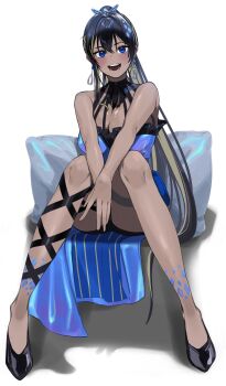 1girl absurdres bare_shoulders between_breasts black_hair blonde_hair blue_dress blue_eyes blush breasts cleavage colored_inner_hair commentary dark-skinned_female dark_skin dress earrings fujisaki_subaru goddess_of_victory:_nikke hair_ornament high_heels high_ponytail highres jewelry large_breasts legwear_garter long_hair looking_at_viewer multicolored_hair necktie necktie_between_breasts noise_(nikke) open_mouth pillow ponytail single_legwear_garter sitting sleeveless sleeveless_dress smile solo teeth two-tone_hair