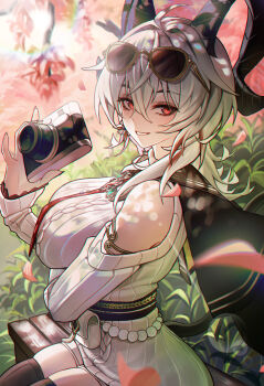 1girl absurdres ahoge arm_under_breasts bilingual_commentary black_horns black_jacket black_nails breasts camera chromatic_aberration clothing_cutout commentary curled_horns dress earrings english_commentary eyewear_on_head fingernails from_side grey_dress grey_hair hair_between_eyes hair_intakes highres holding holding_camera horns huge_breasts jacket jacket_on_shoulders jewelry kooring long_fingernails looking_at_viewer looking_to_the_side mixed-language_commentary multicolored_hair necktie official_alternate_costume outdoors parted_lips red_eyes red_necktie shoulder_cutout sitting smile solo streaked_hair sunglasses sweater sweater_dress thighs wuthering_waves zani_(downtown_repose)_(wuthering_waves) zani_(wuthering_waves)
