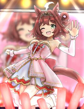 1girl alternate_costume animal_ears armpits breasts brown_hair collarbone commission commissioner_upload detached_sleeves dress green_eyes hair_between_eyes hair_ornament highres horse_ears horse_girl horse_tail jewelry looking_at_viewer medium_breasts medium_hair necklace one_eye_closed open_mouth rhein_kraft_(eternal_fairytale)_(umamusume) rhein_kraft_(umamusume) skeb_commission solo stage standing standing_on_one_leg tachibana_nukesaku tail teeth tiara umamusume upper_teeth_only