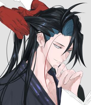 2boys absurdres antenna_hair black_hair book braiding_another&#039;s_hair curtained_hair fate/grand_order fate_(series) gloves grey_background grey_eyes heterochromia highres hijikata_toshizou_(fate) japanese_clothes kimono kondou_isami_(fate) long_hair male_focus multiple_boys red_gloves simple_background smile upper_body yurumawari