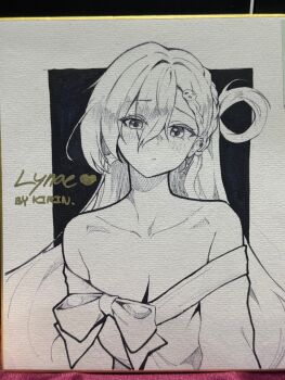 1girl absurdres alternate_costume artist_name blush bow braid braided_bangs breasts character_name cleavage collarbone commentary_request earrings english_text greyscale hair_ornament heart highres japanese_clothes jewelry kimono korean_commentary long_hair lynae_(wuthering_waves) monochrome off_shoulder rkin shikishi skull_hair_ornament solo star_(symbol) star_earrings traditional_media upper_body wuthering_waves