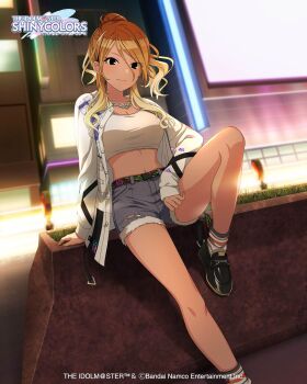 1girl backlighting blonde_hair breasts cleavage commentary_request dark_skin denim denim_shorts gladgarb gyaru hair_between_eyes highres idolmaster idolmaster_shiny_colors izumi_mei jackets jewelry knees knees_up large_breasts long_hair midriff multicolored_hair navel necklace night outdoors shoes shorts smile socks tank_top