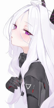 1girl absurdres black_bodysuit blue_archive blush bodysuit commentary cosplay demon_horns grey_hair hair_over_breasts hair_over_one_breast highres hina_(blue_archive) horns looking_at_viewer pink_eyes rio_(armed)_(blue_archive) rio_(blue_archive) rio_(blue_archive)_(cosplay) shou_xun_bu_liang sideways_glance simple_background solo sweat upper_body white_background