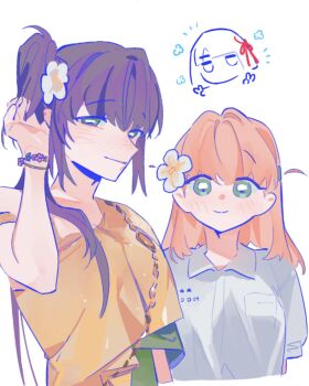 3girls alternate_costume arm_up breast_pocket chibi chibi_inset closed_mouth collared_shirt commentary_request double_v dress_shirt flower green_eyes hair_flower hair_ornament highres hinoshita_kaho jitome link!_like!_love_live! love_live! medium_hair momose_ginko multiple_girls orange_hair otomune_kozue pipi_(m1x_mix) pocket purple_hair shirt sidelocks simple_background single-shoulder_shirt single_bare_shoulder smile split_mouth thai_commentary two_side_up v virtual_youtuber white_background white_flower white_shirt yellow_shirt