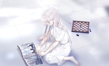 1girl chessboard dice dress game_cg hakuchuumu_no_aojashin large_variant_set long_hair non-web_source official_art reading red_eyes shimofuri short_sleeves solo variant_set white_background white_dress white_hair yonagi_(hakuchuumu_no_aojashin)