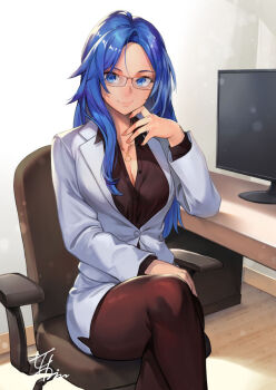1girl black_pantyhose black_shirt blue_eyes blue_hair breasts chair cleavage commentary_request commission crossed_legs formal_clothes glasses hinoru_saikusa jacket jewelry long_hair looking_at_viewer medium_breasts monitor necklace on_chair original pantyhose shirt sitting skeb_commission skirt skirt_suit smile solo suit suit_jacket swivel_chair white_jacket white_skirt white_suit