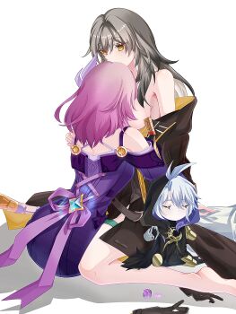 2girls absurdres barefoot between_breasts black_coat black_gloves breasts character_doll chinese_commentary coat commentary_request cyrene_(honkai:_star_rail) doll feet flame_reaver_of_the_deepest_dark gloves grey_hair hair_ornament highres honkai:_star_rail honkai_(series) large_breasts medium_hair multiple_girls no_bra pink_hair purple_coat ru_ta simple_background sitting stelle_(honkai:_star_rail) thigh_strap trailblazer_(honkai:_star_rail) unworn_gloves wariza white_background yellow_eyes yuri