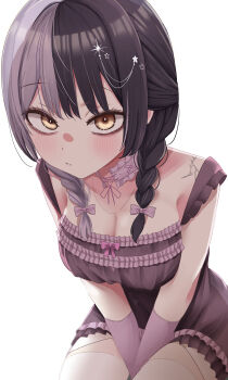 Rule 34 | 1girl, absurdres, black hair, black nightgown, breasts, cleavage, grey hair, highres, hololive, hololive english, large breasts, long hair, looking at viewer, multicolored hair, natsume mina, nightgown, shiori novella, shiori novella (sleepwear), simple background, solo, split-color hair, two-tone hair, white background, yellow eyes