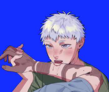 Rule 34 | 2boys, bite mark, bite mark on arm, blue background, blue shirt, blush, commentary request, green shirt, highres, hikaru ga shinda natsu, indou hikaru, k1tr jun, male focus, mole, mole on arm, multiple boys, multiple moles, red pupils, saliva, scar, scar on arm, scar on hand, shirt, short eyebrows, short hair, simple background, teeth, tongue, tsujinaka yoshiki, white hair, yaoi