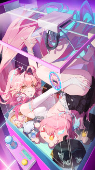 1girl absurdres aemeath_(wuthering_waves) ahoge arcade_cabinet arm_up ass bare_shoulders barefoot black_skirt breasts chinese_commentary commentary_request crane_game earrings elbow_gloves female_rover_(wuthering_waves) gloves grin hair_intakes highres jewelry large_breasts long_hair looking_at_viewer male_rover_(wuthering_waves) official_alternate_costume orange_eyes partially_fingerless_gloves phoebe_(wuthering_waves) pink_hair ponytail remnant_cube_(wuthering_waves) rover_(wuthering_waves) shorekeeper_(wuthering_waves) single_elbow_glove skirt smile solo star-shaped_pupils star_(symbol) symbol-shaped_pupils tsumiki_(12756023) w wuthering_waves