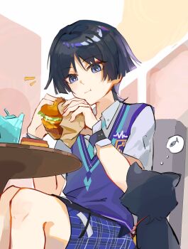 1boy animalization aqua_necktie aqua_trim black_eyes black_hair blunt_ends burger chair collared_shirt eating emblem eyeliner eyeshadow feathers fish food genshin_impact gold hair_intakes hand_up highres holding holding_burger holding_food holding_paper knees makeup male_focus multicolored_vest neck necktie no_headwear paper parted_bangs person_and_animalization plaid_clothes plaid_shorts pom_pom_(clothes) puffy_cheeks purple_trim purple_vest red_eyeliner red_eyeshadow scaramouche_(cat)_(genshin_impact) scaramouche_(genshin_impact) shirt short_sleeves shorts sitting solo string suyi42478390 table thighs vest wanderer_(genshin_impact) wanderer_(mega_mgc_coffee)_(genshin_impact) white_shirt white_sleeves wrist_cuffs