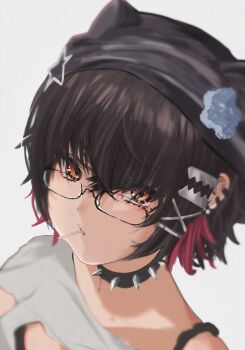 1girl absurdres black-framed_eyewear black_hair black_hat candy collar colored_inner_hair commentary_request earclip ellen_joe food food_in_mouth glasses grey_background grey_shirt hair_between_eyes hat highres lollipop lollipop_in_mouth looking_at_viewer multicolored_hair portrait razor_blade_hair_ornament red_eyes shark_girl shirt short_hair simple_background solo spiked_collar spikes ukag_zzz zenless_zone_zero