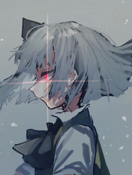 1girl black_bow black_bowtie bow bowtie commentary_request glint green_vest grey_background grey_hair highres konpaku_youmu parted_lips profile red_eyes shinjitsu_no_kuchi shirt short_hair solo touhou upper_body vest white_shirt