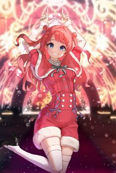 1girl absurdres arms_up black_shoes blurry blurry_background blush brown_hair capelet commentary fur-trimmed_capelet fur-trimmed_shorts fur_trim gakuen_idolmaster grin hanami_saki high_heels highres idolmaster kinoko_(alcyone1018) korean_commentary long_hair looking_at_viewer outdoors red_capelet red_shirt red_shorts shirt shirt_tucked_in shoes shorts smile solo standing standing_on_one_leg thighhighs two_side_up white_thighhighs