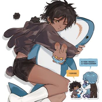 2boys aged_down arknights black_shorts blue_hair brown_hair brown_jacket character_request chibi chinese_text closed_mouth dark-skinned_male dark_skin earrings height_difference highres hood hood_down hugging_doll hugging_object ikea_shark jacket jewelry looking_at_viewer male_focus multiple_boys one_eye_closed rabbit_boy rabbit_tail redbayberrywine short_hair shorts simple_background socks solo_focus speech_bubble stuffed_animal stuffed_shark stuffed_toy tail thighs thorns thorns_(arknights) white_background white_socks