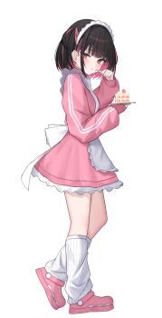 1girl :t absurdres apron black_hair blunt_bangs cake cake_slice closed_mouth colored_inner_hair commentary crocs dress eating food fork frilled_apron frilled_dress frills from_side full_body highres holding holding_food holding_fork holding_plate indie_virtual_youtuber jersey_maid leg_warmers light_smile looking_at_viewer maid maid_headdress medium_hair multicolored_hair pink_dress pink_eyes pink_hair pink_shoes plate rikotan_(vtuber) shoes sidelocks simple_background solo standing strawberry_cake tachi-e twinn_22 two-tone_hair unconventional_maid untranslatable_commentary virtual_youtuber walking white_apron white_background white_leg_warmers