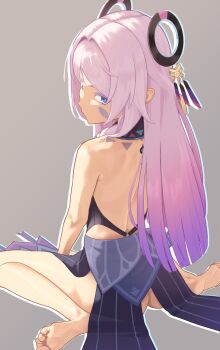 1girl absurdres ass back backless_dress backless_outfit bare_back bare_shoulders barefoot blue_eyes braid butt_crack citlali_(genshin_impact) closed_mouth dress facial_mark feathers feet floating_headgear forehead_mark genshin_impact grey_background hair_ornament halterneck headgear highres leotard long_hair looking_at_viewer multicolored_hair mutsuki_albino pink_feathers pink_hair pink_pupils ring_hair_ornament simple_background solo triangle triangle_facial_mark twin_braids very_long_hair