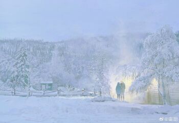 2boys absurdres bad_source couple faceless fence forest highres male_focus multiple_boys nature original outdoors pulppunk001 scenery short_hair sky snow tree watermark weibo_username weibo_watermark winter winter_clothes yaoi