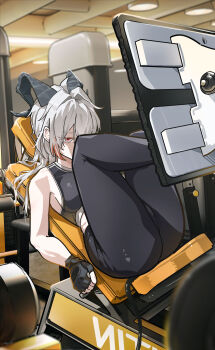 1girl absurdres alternate_costume ass bare_shoulders black_gloves black_horns breasts colored_tips commentary curled_horns english_commentary exercising fingerless_gloves gloves grey_hair gym highres horns indoors leg_press_machine long_hair looking_at_viewer md5_mismatch medium_breasts multicolored_hair pants red_eyes ryeon_(naturesan) solo sports_bra streaked_hair wuthering_waves yoga_pants zani_(wuthering_waves)