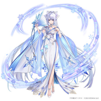 1girl 2013 bare_shoulders blue_shawl bow breasts cleavage commentary company_name copyright_name criss-cross_halter crossed_legs cryokinesis dress hair_bow hair_intakes halterneck hand_fan hand_on_own_chest high_heels highres holding holding_fan large_breasts long_dress long_hair looking_at_viewer official_art ponytail sennen_sensou_aigis shawl shizuri_(sennen_sensou_aigis) side_slit sideboob simple_background snowflake_print snowflakes solo standing very_long_hair white_background white_bow white_dress white_footwear white_hair yuasa_akira yuki_onna