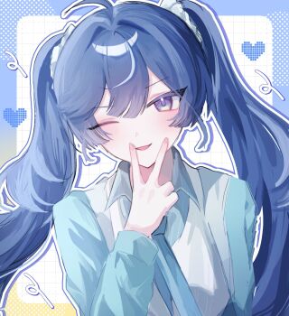 1girl ahoge alternate_costume blue_border blue_eyes blue_hair border commentary gradient_border hand_up highres iuno_(wuthering_waves) long_hair multicolored_hair one_eye_closed parted_lips smile solo soyogi_nrso streaked_hair twintails upper_body v white_background wuthering_waves yellow_border