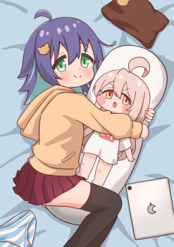 1girl absurdres ahoge aqua_hair bed_sheet black_thighhighs blue_hair blush brown_hat commentary dakimakura_(object) green_eyes gtmd0gjamw hair_between_eyes hair_ornament hairclip hat highres hood hood_down hoodie hugging_object long_hair long_sleeves looking_at_viewer lying miniskirt on_side onii-chan_wa_oshimai! oyama_mahiro panties pillow pillow_hug pink_hair pleated_skirt red_skirt skirt smile solo striped_clothes striped_panties tablet_pc tenkawa_nayuta thighhighs underwear unworn_hat unworn_headwear unworn_panties yellow_hoodie