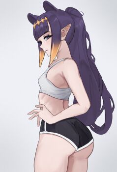 1girl absurdres alternate_costume ass black_shorts closed_mouth colored_tips commentary cowboy_shot expressionless grey_background grey_sports_bra hand_up highres hololive hololive_english long_hair looking_at_viewer looking_to_the_side micro_shorts multicolored_hair ninomae_ina&#039;nis no_shirt pointy_ears ponytail purple_hair shorts sidelocks sideways_glance simple_background soapy_art solo sports_bra standing symbol-only_commentary virtual_youtuber