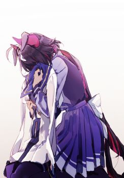 1girl animal_ears back_bow black_hair bow chinese_commentary ears_down from_side gradient_background highres holding horns horse_ears horse_girl horse_tail kneeling leaning_forward long_hair long_sleeves low_ponytail medium_skirt mill_wakaba_(umamusume) pleated_skirt ponytail purple_shirt purple_skirt school_uniform shirt skirt solo tail tracen_school_uniform tuwu_(user_yvte3782) umamusume umamusume:_cinderella_gray white_background white_bow