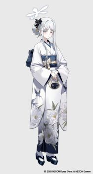 1girl absurdres blue_archive colored_eyelashes freng full_body grey_eyes hair_ornament halo highres japanese_clothes kimono long_sleeves nagusa_(blue_archive) official_alternate_costume official_art sandals simple_background smile snowflake_hair_ornament snowflake_halo solo white_background white_eyelashes white_halo