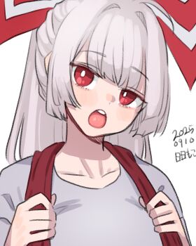 1girl absurdres blunt_bangs bow bright_pupils collarbone dated dated_commentary fujiwara_no_mokou grey_shirt hair_bow half-closed_eyes hands_up head_tilt high_ponytail highres holding_strap light_blush long_hair looking_at_viewer neophyte open_mouth ponytail red_bow red_eyes round_teeth shirt simple_background solo strap_pull teeth touhou two-tone_bow upper_body upper_teeth_only white_background white_bow white_hair white_pupils