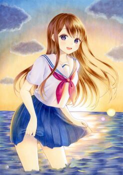 1girl blue_skirt brown_hair cloud commentary_request cowboy_shot evening highres long_hair long_sidelocks looking_at_viewer marker_(medium) neckerchief ocean open_mouth orange_sky original osumi_izumi outdoors parted_bangs pleated_skirt purple_eyes red_neckerchief sailor_collar school_uniform serafuku shirt short_sleeves sidelocks skirt skirt_hold sky smile solo sunset traditional_media wading water water_drop white_sailor_collar white_shirt