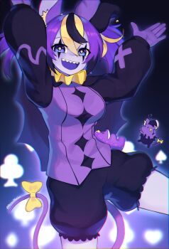!? 1girl :d animal_ears blue_eyes bow breasts clown deltarune hakos_baelz hands_up hat highres hololive hololive_english jester_cap jevil large_breasts long_sleeves looking_at_viewer medium_breasts mouse_(animal) mouse_ears multicolored_hair open_mouth puffy_long_sleeves puffy_shorts puffy_sleeves purple_hair purple_theme purple_vest sharp_teeth shorts smile solo standing streaked_hair stuffed_animal stuffed_mouse stuffed_toy tail tail_bow tail_ornament teeth twintails utdr_(toby_fox) vest virtual_youtuber yellow_bow yoako
