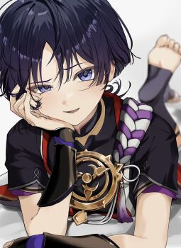 1boy arm_rest armor asymmetrical_legwear black_bodysuit black_hair black_sleeves black_trim blunt_ends blurry bodysuit covered_collarbone depth_of_field eyeliner eyeshadow foot_up genshin_impact gold gold_trim hand_on_own_face head_rest highres japanese_armor jewelry kote kurokote layered_sleeves light_blush looking_at_viewer lower_teeth_only lying makeup male_focus mandarin_collar mitsudomoe_(shape) neck_ring on_stomach open_mouth parted_bangs purple_eyes purple_rope purple_sleeves red_eyeliner red_eyeshadow rope sahi00000 scaramouche_(genshin_impact) shimenawa short_sleeves solo tassel teeth toeless_legwear toes tomoe_(symbol) uneven_legwear white_background white_rope wispy_bangs