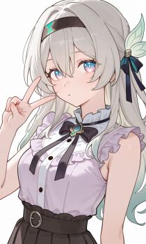 1girl alternate_costume aqua_eyes armpit_crease belt black_belt black_hairband black_skirt breasts firefly_(honkai:_star_rail) gradient_hair green_hair grey_hair hair_between_eyes hair_ornament hairband highres honkai:_star_rail honkai_(series) long_hair medium_breasts multicolored_eyes multicolored_hair pink_eyes pleated_skirt shirt simple_background skirt sleeveless sleeveless_shirt solo upper_body v vect very_long_hair white_background