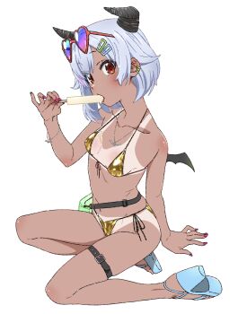 1girl alu_(vtuber) bag bat_necklace bat_wings belt bikini black_horns blue_sandals bracelet breasts commentary_request demon_girl demon_horns demon_wings eating eyewear_on_head food full_body gold_bikini green_bag grey_hair hair_ornament hairclip hand_rest heart heart-shaped_eyewear high_heel_sandals high_heels highres horns ice_cream indie_virtual_youtuber jewelry looking_at_viewer matatabeat medium_hair melting_ice_cream micro_bikini mini_wings multicolored_hair nail_polish navel necklace pink_nails pink_streaks popsicle red_eyes sandals short_hair side-tie_bikini_bottom simple_background sitting small_breasts solo streaked_hair sunglasses swimsuit tan tanline thigh_belt thigh_strap waist_bag white_background wings yokozuwari