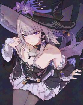 1girl absurdres bare_shoulders black_dress black_hat breasts brown_hair choker closed_mouth commentary_request detached_sleeves dress flower grey_hair hat hat_flower herta_(honkai:_star_rail) highres honkai:_star_rail honkai_(series) jewelry key key_choker key_necklace long_hair looking_at_viewer mashicono necklace pantyhose purple_eyes purple_flower purple_hat smile solo strapless strapless_dress the_herta_(honkai:_star_rail) very_long_hair witch_hat