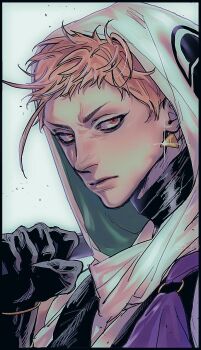 1boy arm_up black_gloves closed_mouth commentary_request earrings fingernails gloves highres holding holding_weapon hood hood_up iwatooshi jewelry looking_to_the_side male_focus piercing pink_eyes pink_hair portrait sanpaku sharp_fingernails sideways_glance solo touken_ranbu upper_body weapon ykfr_b