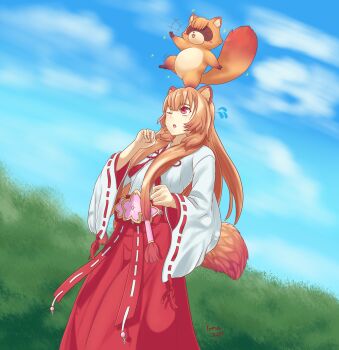 >_< 1girl animal animal_ear_fluff animal_ears animal_on_head artist_name balancing blue_sky blush_stickers breasts brown_hair cloud cloudy_sky commentary commission cowboy_shot dated english_commentary flying_sweatdrops grass hakama hakama_skirt hands_up highres japanese_clothes karmapkarma kosode long_hair long_sleeves looking_up on_head one_eye_closed open_mouth outdoors raccoon_ears raccoon_girl raccoon_tail raph-chan raphtalia red_hakama red_ribbon red_sash red_skirt ribbon ribbon-trimmed_sleeves ribbon_trim sash signature skirt sky small_breasts solo sparkle standing straight_hair tail tanuki tate_no_yuusha_no_nariagari tongue watermark white_kosode white_ribbon wide_sleeves