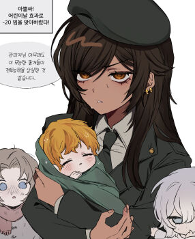 1boy age_regression aged_down alternate_hairstyle baby beret blonde_hair blue_eyes brown_eyes brown_hair carrying carrying_baby carrying_person check_translation child collared_shirt commentary_request dark-skinned_female dark_skin earrings faust_(project_moon) green_jacket hat highres jacket jewelry korean_commentary korean_text limbus_company long_hair military_dress_uniform military_jacket military_uniform multiple_girls necktie outis_(project_moon) project_moon rodion_(project_moon) scarf shirt simple_background sinclair_(project_moon) swaddled sweatdrop toddler translation_request upper_body white_background white_hair white_shirt yippee
