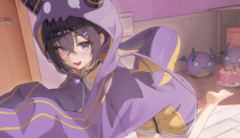 1girl animal_costume barefoot blush brown_hair cake collarbone commentary crossed_bangs double-parted_bangs dragon_costume fake_horns fake_tail fake_wings feet food foot_out_of_frame hair_between_eyes hair_ornament hairclip highres hood hood_up hoodie horned_hood horns indie_virtual_youtuber indoors jewelry kagemoe1003 leg_up long_sleeves necklace open_mouth parallel_hairclips purple_eyes purple_hoodie shirt short_hair sleeves_past_wrists stuffed_toy tail teeth upper_teeth_only virtual_youtuber white_shirt wings zipper