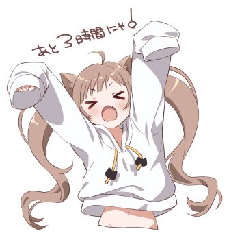 &gt;_&lt; 1girl ahoge animal_ears arms_up brown_hair cat_ears cropped_torso drawstring facing_viewer fang goma_konbu hakozaki_serika highres hood hood_down hoodie idolmaster idolmaster_million_live! long_hair long_sleeves midriff navel open_mouth simple_background skin_fang sleeves_past_fingers sleeves_past_wrists solo translation_request twintails white_background white_hoodie