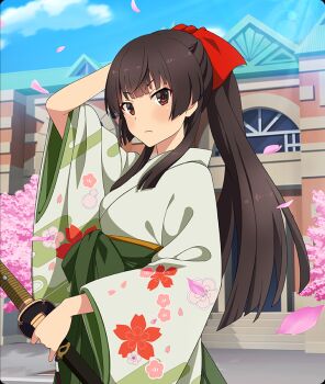 1girl arm_up black_hair blue_sky blunt_ends blush breasts building cherry_blossoms closed_mouth cloud cowboy_shot day dot_nose falling_petals floral_print floral_print_kimono from_side game_cg green_hakama green_kimono hakama headscarf holding holding_sword holding_weapon japanese_clothes juujou_hiyori katana kimono lens_flare long_sleeves looking_at_viewer looking_to_the_side official_art outdoors petals pink_petals print_kimono red_eyes red_headscarf sheath sheathed sky small_breasts solo sunlight sword taishou third-party_source toji_no_miko toji_no_miko:_kizamishi_issen_no_tomoshibi tree weapon wide_sleeves